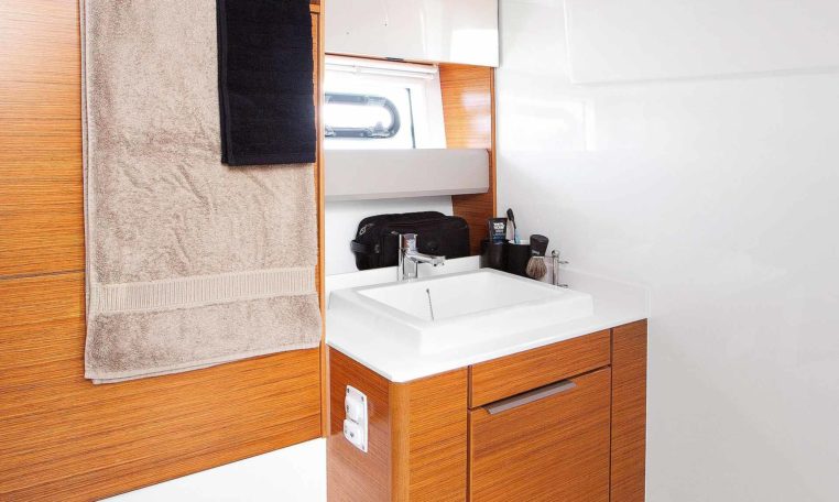 Imagenes del interior o exterior del barco Bavaria S36 Open perteneciente a la página de alquiler de barcos alquilerdebarcosmallorca.com