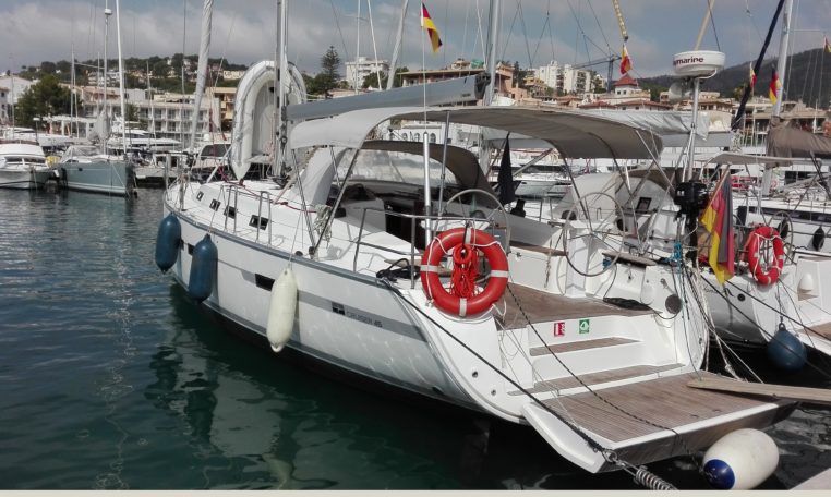 Imagenes del interior o exterior del barco Bavaria Cruiser 45 perteneciente a la página de alquiler de barcos alquilerdebarcosmallorca.com