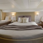 Imagenes del interior o exterior del barco Montecarlo 5 perteneciente a la página de alquiler de barcos alquilerdebarcosmallorca.com