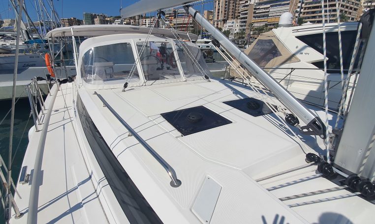 Imagenes del interior o exterior del barco Bavaria C45 Style perteneciente a la página de alquiler de barcos alquilerdebarcosmallorca.com
