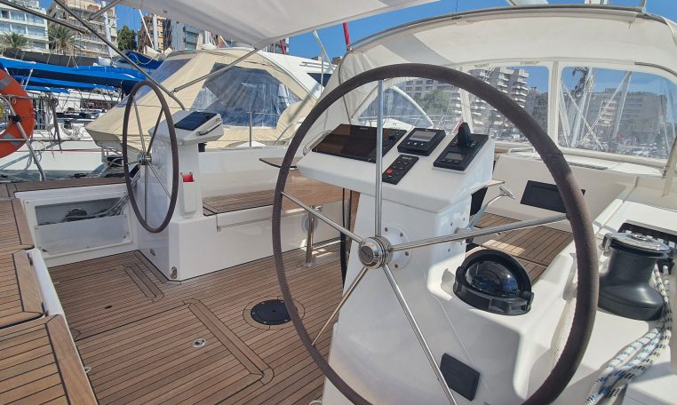 Imagenes del interior o exterior del barco Bavaria C45 Style perteneciente a la página de alquiler de barcos alquilerdebarcosmallorca.com