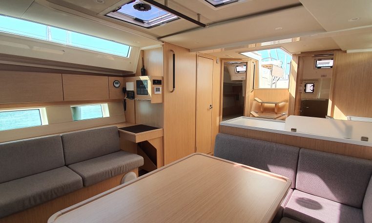 Imagenes del interior o exterior del barco Bavaria C45 Style perteneciente a la página de alquiler de barcos alquilerdebarcosmallorca.com