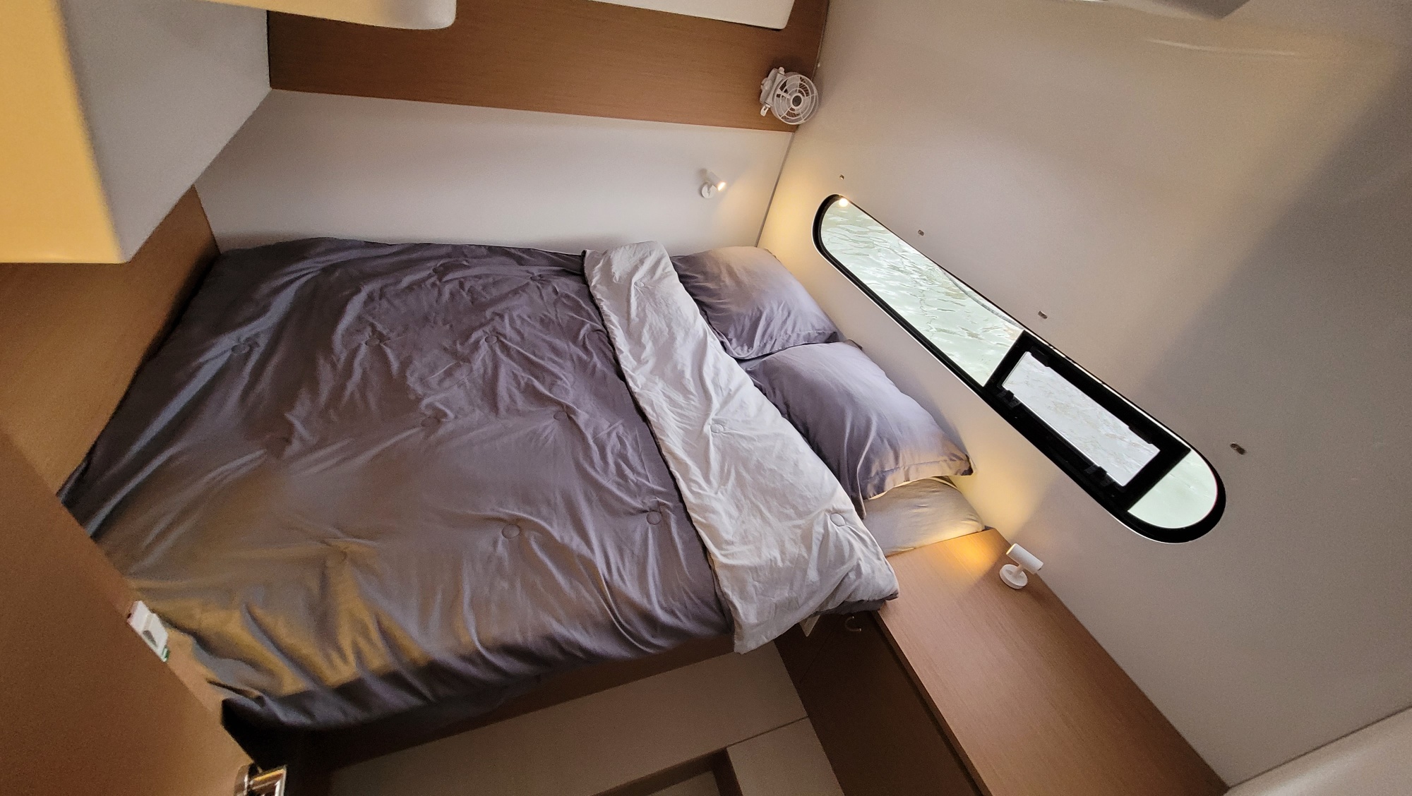 Imagenes del interior o exterior del barco Excess 11 perteneciente a la página de alquiler de barcos alquilerdebarcosmallorca.com