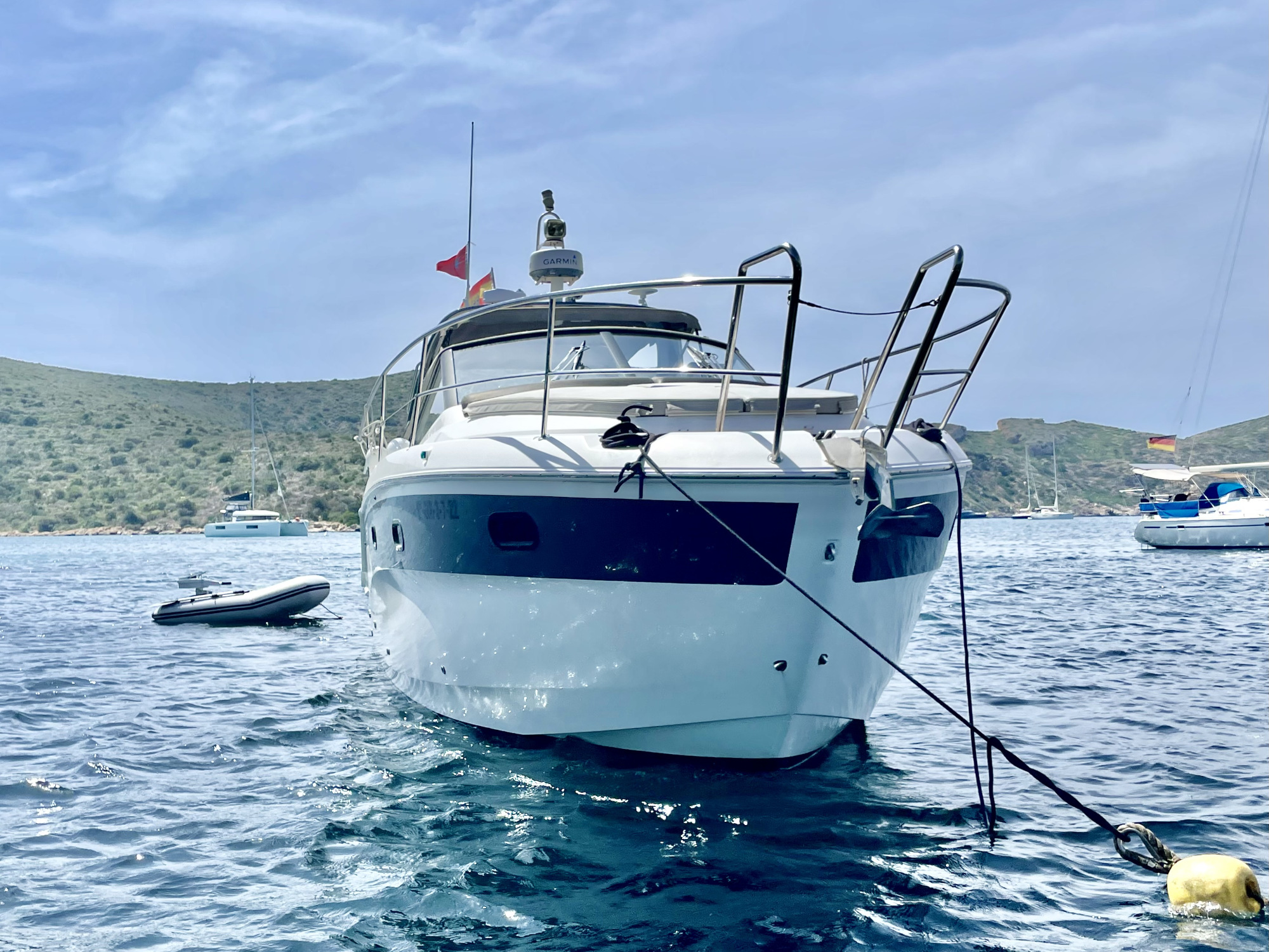Imagenes del interior o exterior del barco Bavaria S33 Open perteneciente a la página de alquiler de barcos alquilerdebarcosmallorca.com