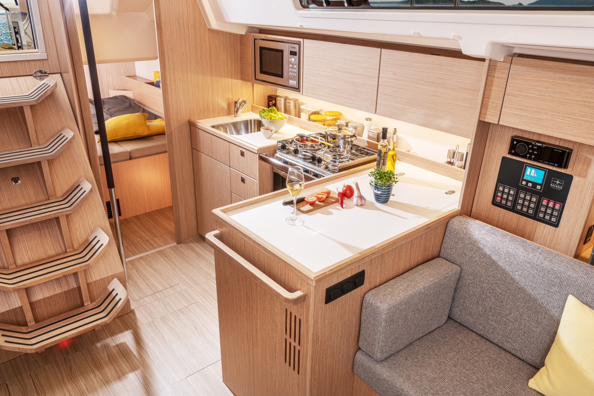 Images of the interior or exterior of the boat Bavaria C38 belonging to the page of boat rental alquilerdebarcosmallorca.com