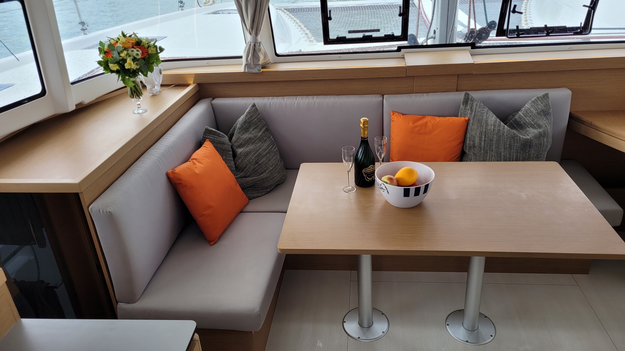 Images of the interior or exterior of the boat Excess 11 belonging to the page of boat rental alquilerdebarcosmallorca.com